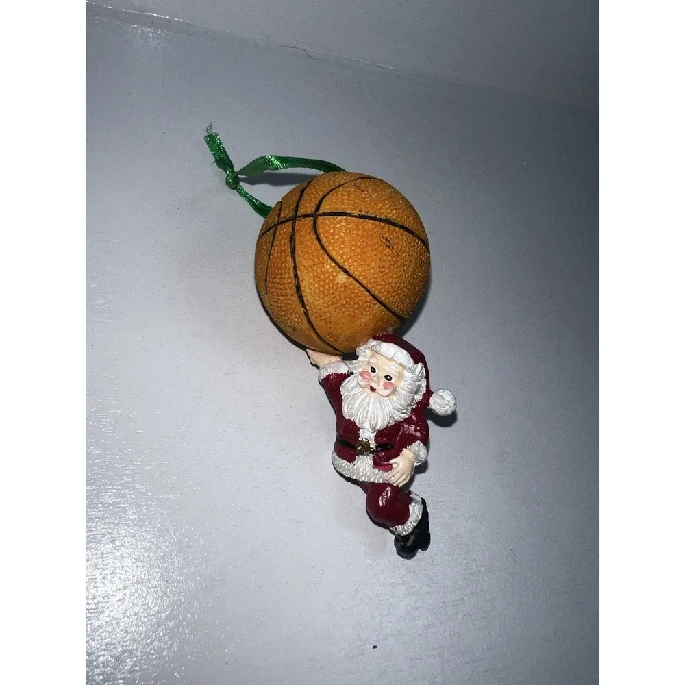 Ornament - Santa Sports, BASKETBALL - Avon Gift Collection 1996